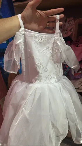 Vestido branco infantil