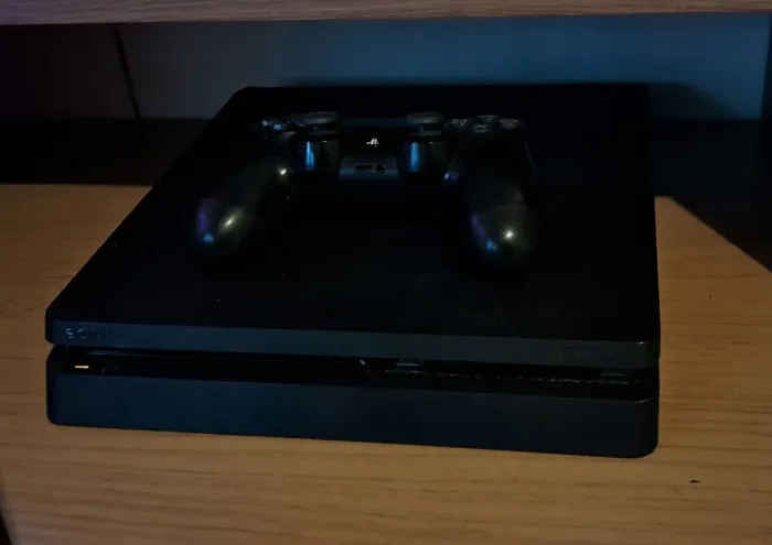 Ps4 slim 1tb funcionando LEIA A DESCRIÇÃO