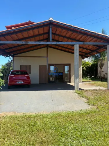 Imóvel para venda possui 240 metros quadrados com 4 quartos em Zona Rural - Buriti Alegre