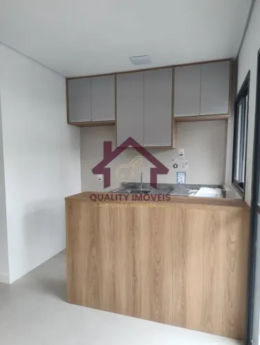 Locação, Apartamento 36m² 01 vaga, com varanda e planejados.