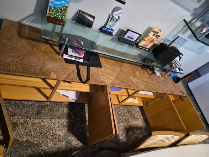 Aparador e armário aéreo para sala de jantar