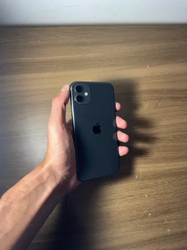 iPhone 11 128gb funcionando tudo!