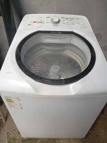 Máquina de lava roupa