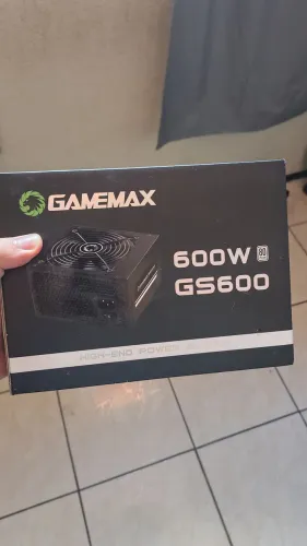 Fonte GameMax 600W  Ótimo Estado