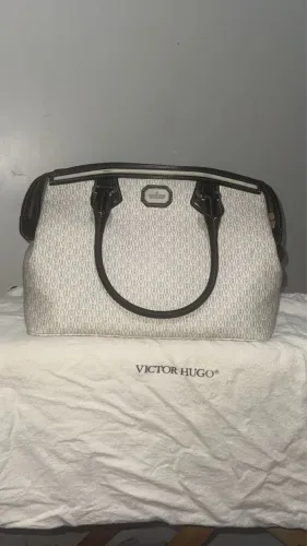Bolsa Victor Hugo original em perfeito estado