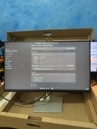 Monitor Dell P2722h Lcd Tft 27 Preto 100v/240v Cor Preto