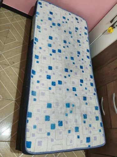 Vendo Cama Colchão + base