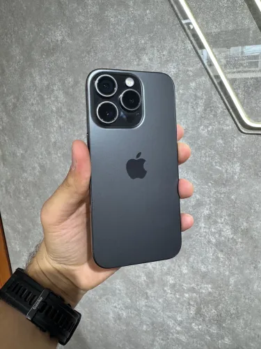 iPhone 15 Pro, 128GB
