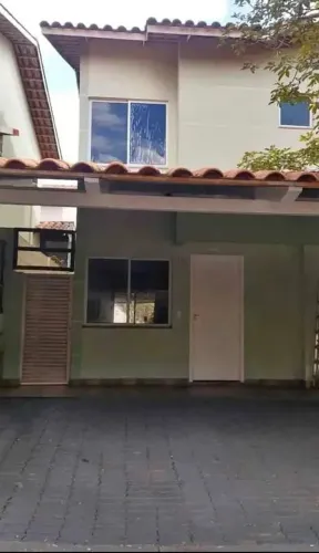 Sobrado em condomínio HAVAÍ