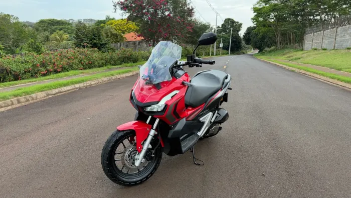 ADV 150 2024 baixo km