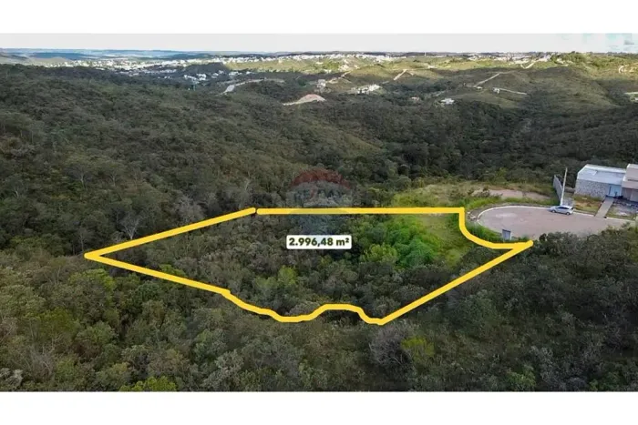 Terreno à venda no Condomínio Mansões Itaipus no Jardim Botânico