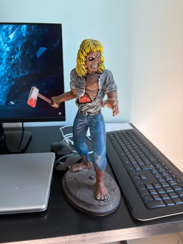 Estátua Eddie Iron Maiden 40cm