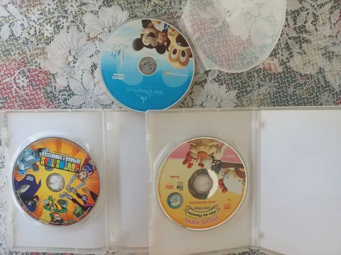 3 DVD infantil original por 15 reais particular 
