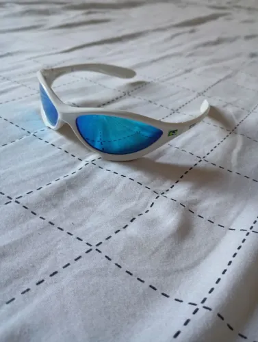 ÓCULOS SPY ESTILO OLHO DE GATO