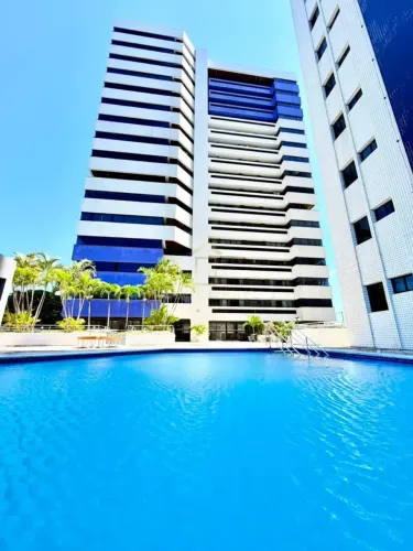 Apartamento para alugar no Condomínio Maurice Ravel de 328 m², com 04 quartos - Candelária