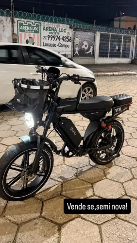 Vende se uma Bike V8 pró semi nova