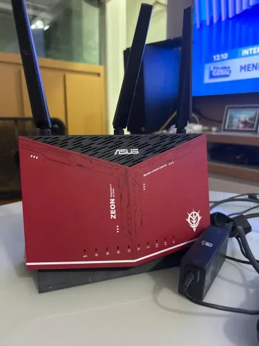 Roteador Wireless ASUS Wifi 6 AX5700 Gaming - RT-AX86U GUNDAM (Dual-Band, AiMesh)