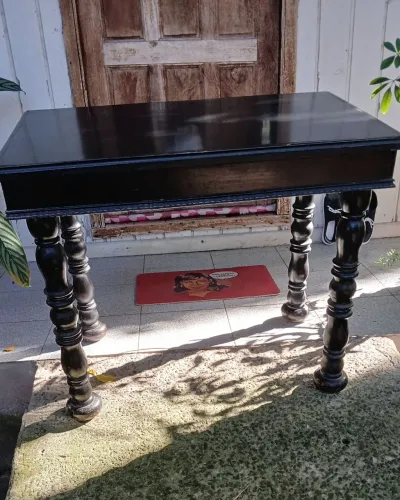 Mesa Preta ( Medidas na descrição )