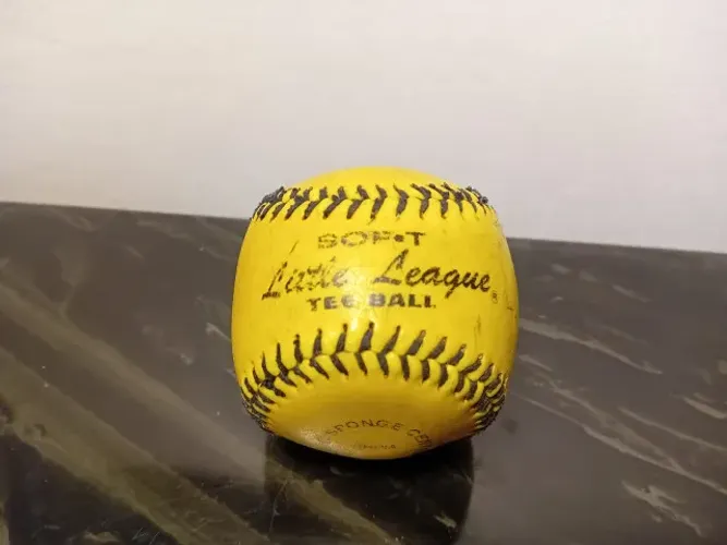 bola de softball regent