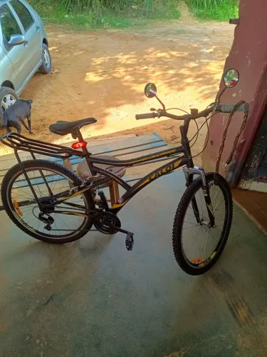Bicicleta Andes aro 26 (Luz de alerta traseiro, Cadeado, bagageiro)