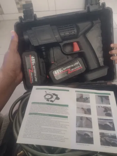Vendo um bomba de limpeza portátil 