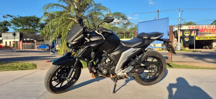 FAZER FZ25 2023