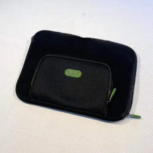 Capa Sleeve Egreen para Notebook 13" e 13,3" em Neoprene com Compartimento