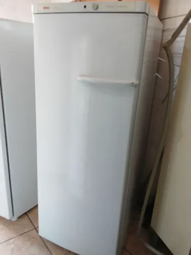 Geladeira degelo 300lts