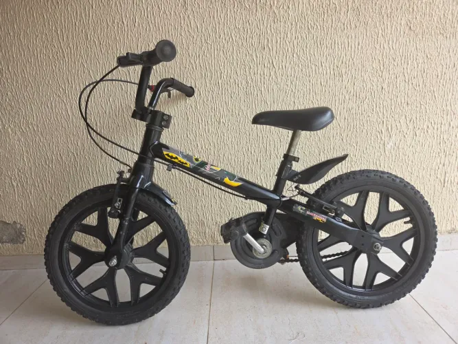 Bike infantil aro 16 conservada e pronta para uso