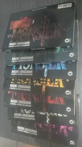 Mangá Monster Conrad