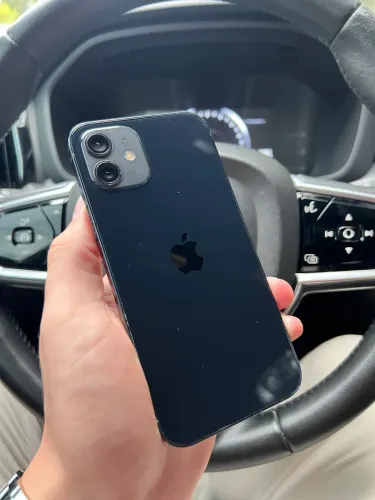 iPhone 12 64GB