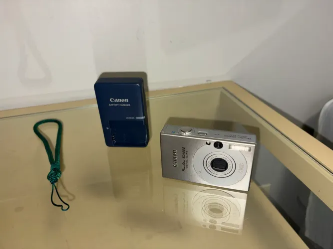 Canon IXUS 70 - PowerShot SD1000