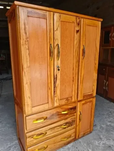 Guarda-roupas solteiro