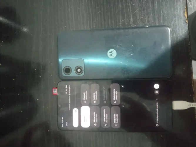 Motorola E13