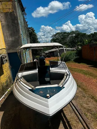 Lancha/ motor polpa 115, 2 tempos