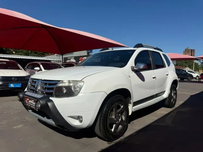 Renault Duster Dynamique 2.0 Hi-flex 16V Aut. 2013