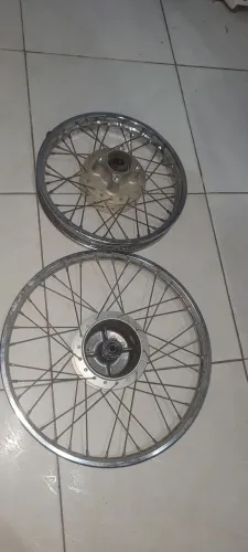 Rodas originais da pop110i