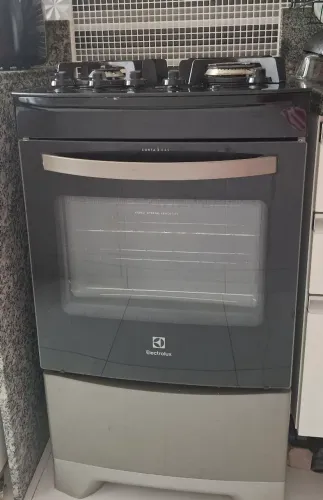 Fogão Electrolux 4 Bocas Preto - Mesa de Vidro e Forno com Vidro Removível
