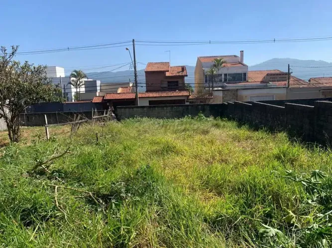 Terreno para venda possui 250 metros quadrados em Vila Suissa - Mogi das Cruzes - SP