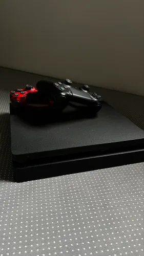 PlayStation 4 Slim