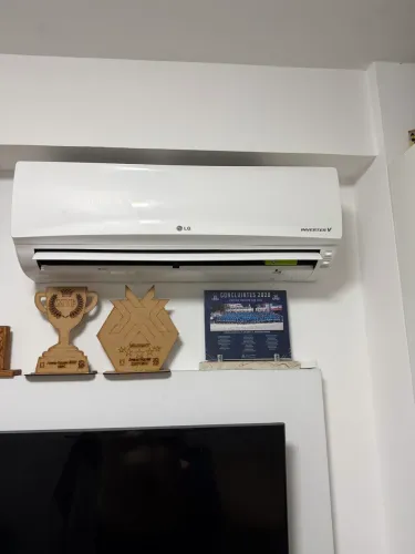 Vendo Dois ar-condicionado Inverter V  LG 