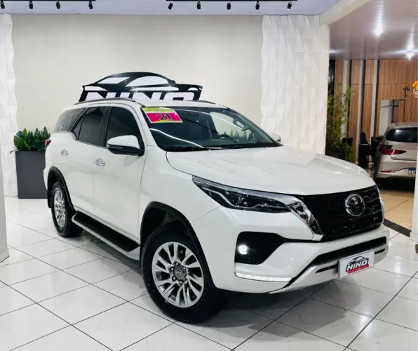 Toyota Hilux CD SRX 4X4 2.8 TDI 16V Diesel Aut. 2021
