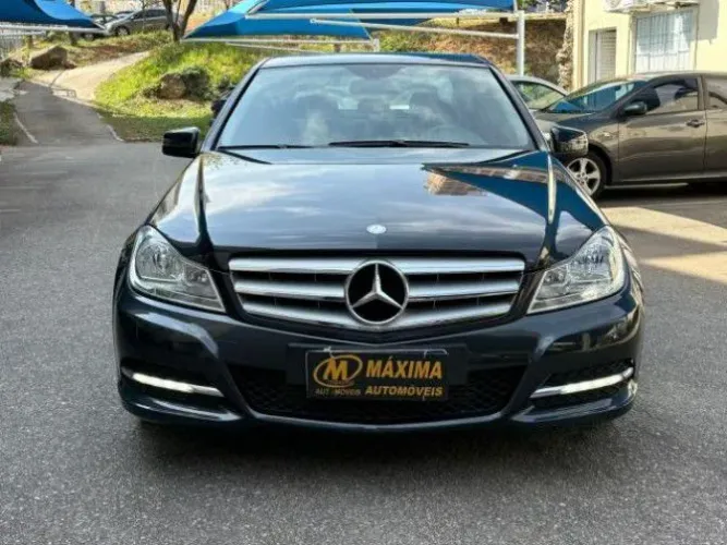 Mercedes-Benz C-180 CGI Classic 1.8 16V 156cv Aut. 2012