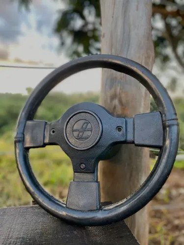 VOLANTE SILVERSTONE WALROD - VOLANTE DE ÉPOCA (FUSCA, VARIANT, TL, PUMA, ETC)