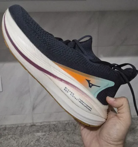 Mizuno Neo Vista 2 - N° 42 - só 53km rodados!!