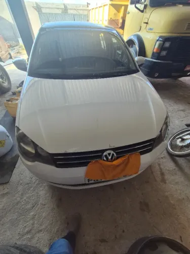 Volkswagen Polo Sed. Comfort. 1.6 MI Tot. Flex 8V 2014