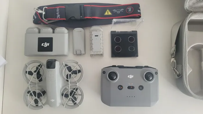 Drone DJI Neo Fly More Combo + 4 Baterias + Case + Filtros ND (Impecável)
