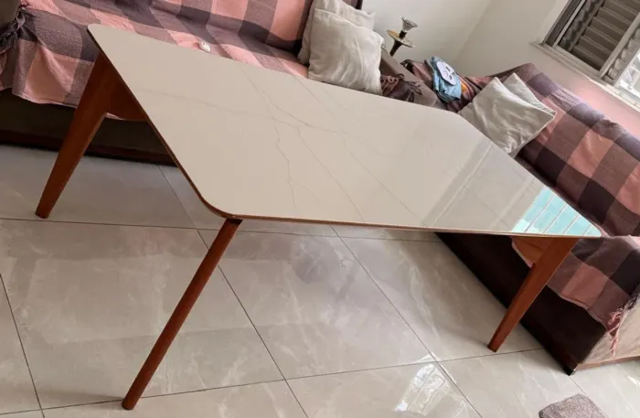 Mesa de jantar 180cm X 90cm
