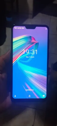 Smartphone Asus Zenfone Max Pro m2 64gb e 6gb de ram 