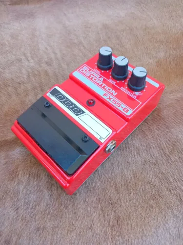 DOD supra distortion pedal de guitarra